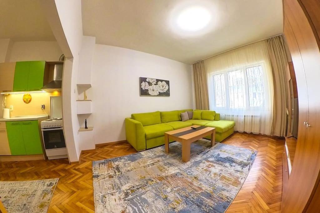 The Green Apartment In The Heart Of Old Sofia 1Bdr Sófia Exterior foto