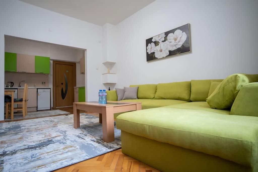 The Green Apartment In The Heart Of Old Sofia 1Bdr Sófia Exterior foto