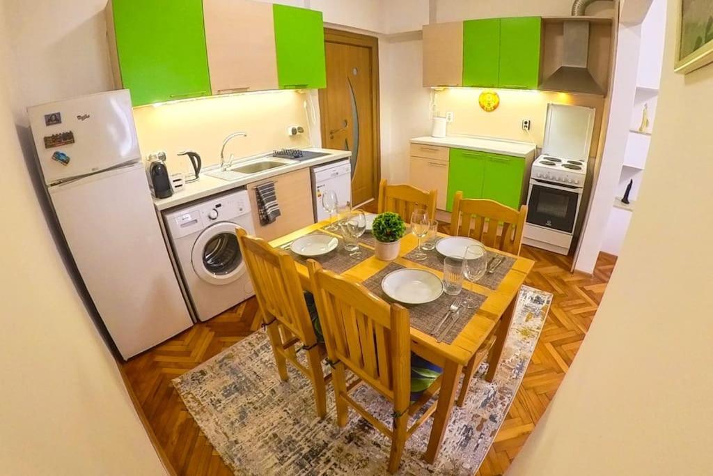 The Green Apartment In The Heart Of Old Sofia 1Bdr Sófia Exterior foto